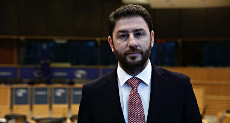 Ανδρουλάκης: «Εκτός πραγματικότητας ο πρωθυπουργός της χώρας»