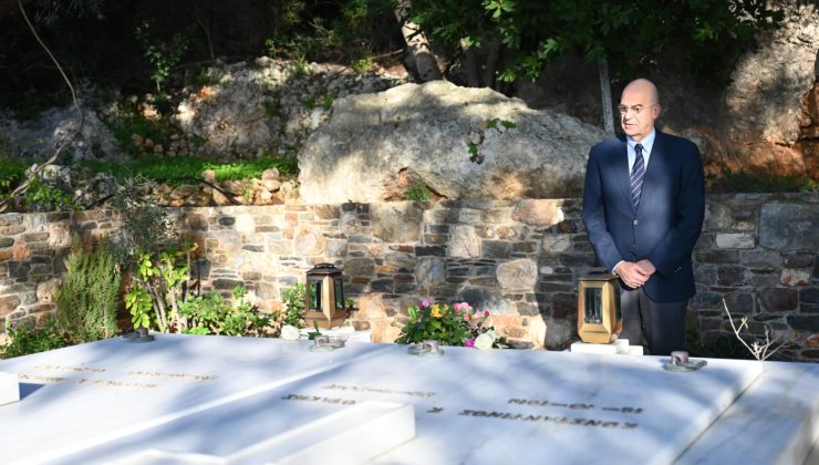 Δένδιας: Βρέθηκε στον τάφο του Κωνσταντίνου Μητσοτάκη