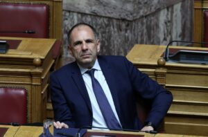 Γεραπετρίτης: «Η Βοσνία-Ερζεγοβίνη να ξεκινήσει ενταξιακές διαπραγματεύσεις με την ΕΕ»