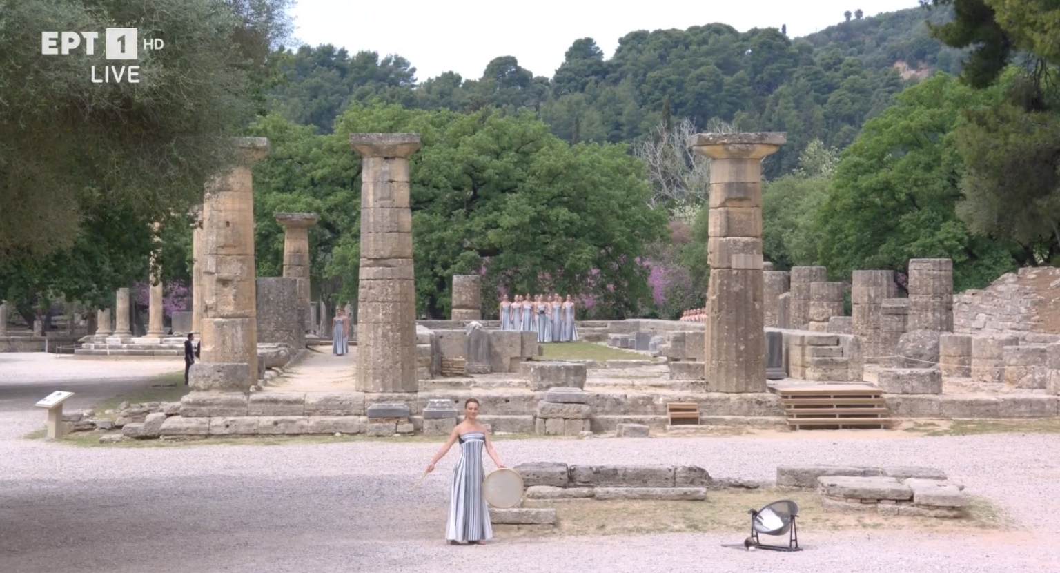 Τελετή αφής της Ολυμπιακής Φλόγας στην Αρχαία Ολυμπία