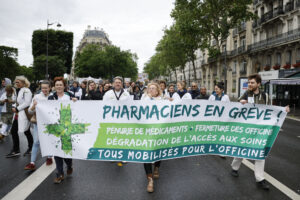 Απεργούν οι φαρμακοποιοί στη Γαλλία