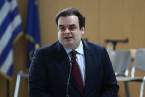 Πιερρακάκης: Μεγάλο στοίχημα η τεχνολογία να συνδράμει την παιδεία